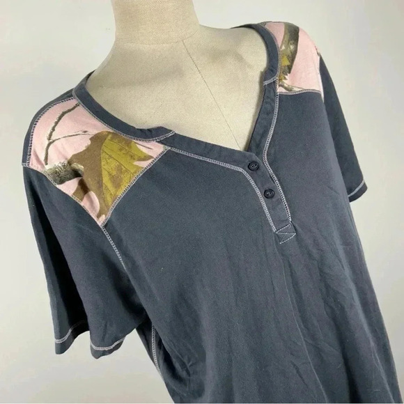 ❤️ Realtree Pink Trucker Camo Shortsleeve top 2X (18W/20W) - Picture 4 of 8